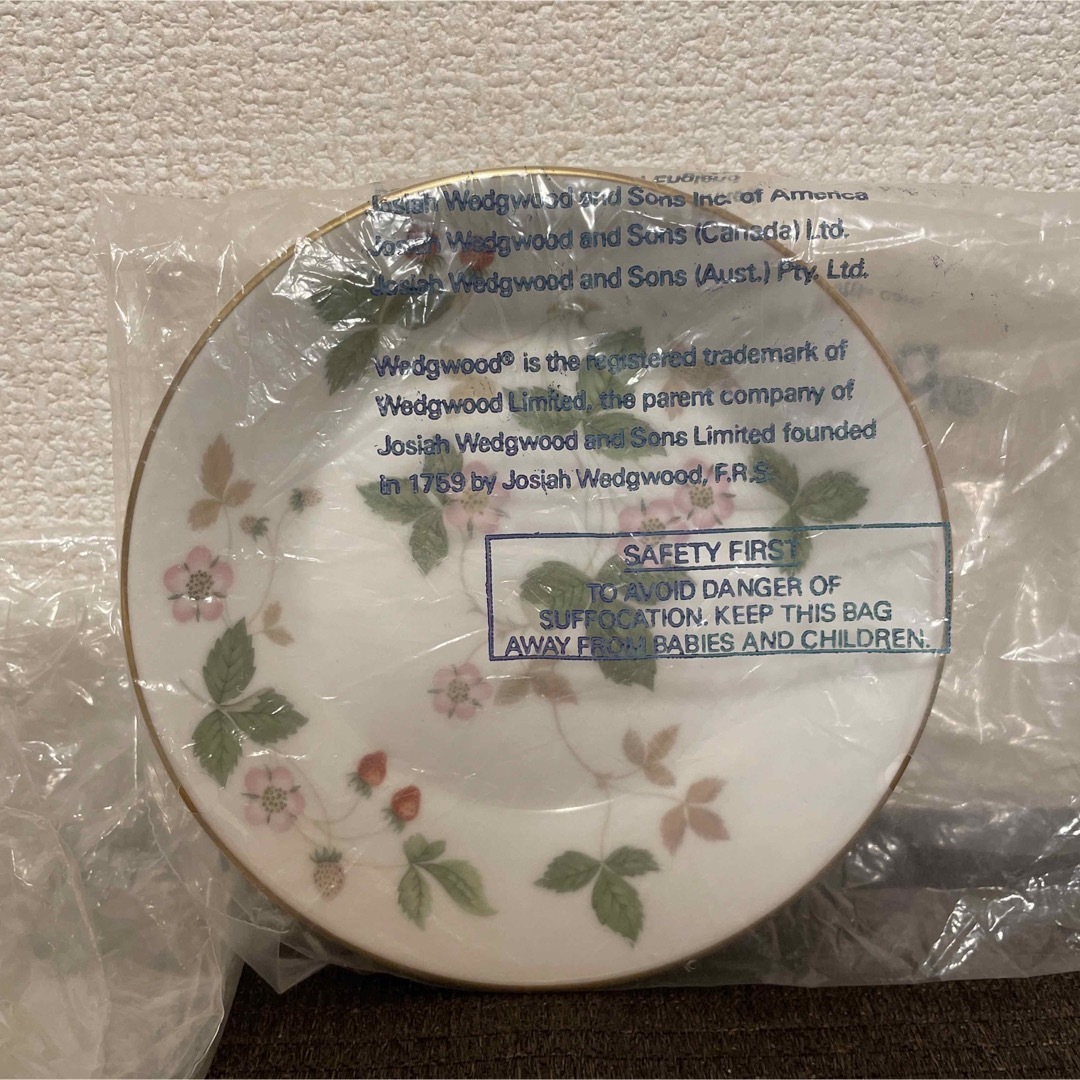 WEDGWOOD - ウェッジウッド ワイルドストロベリー フルーツボウル