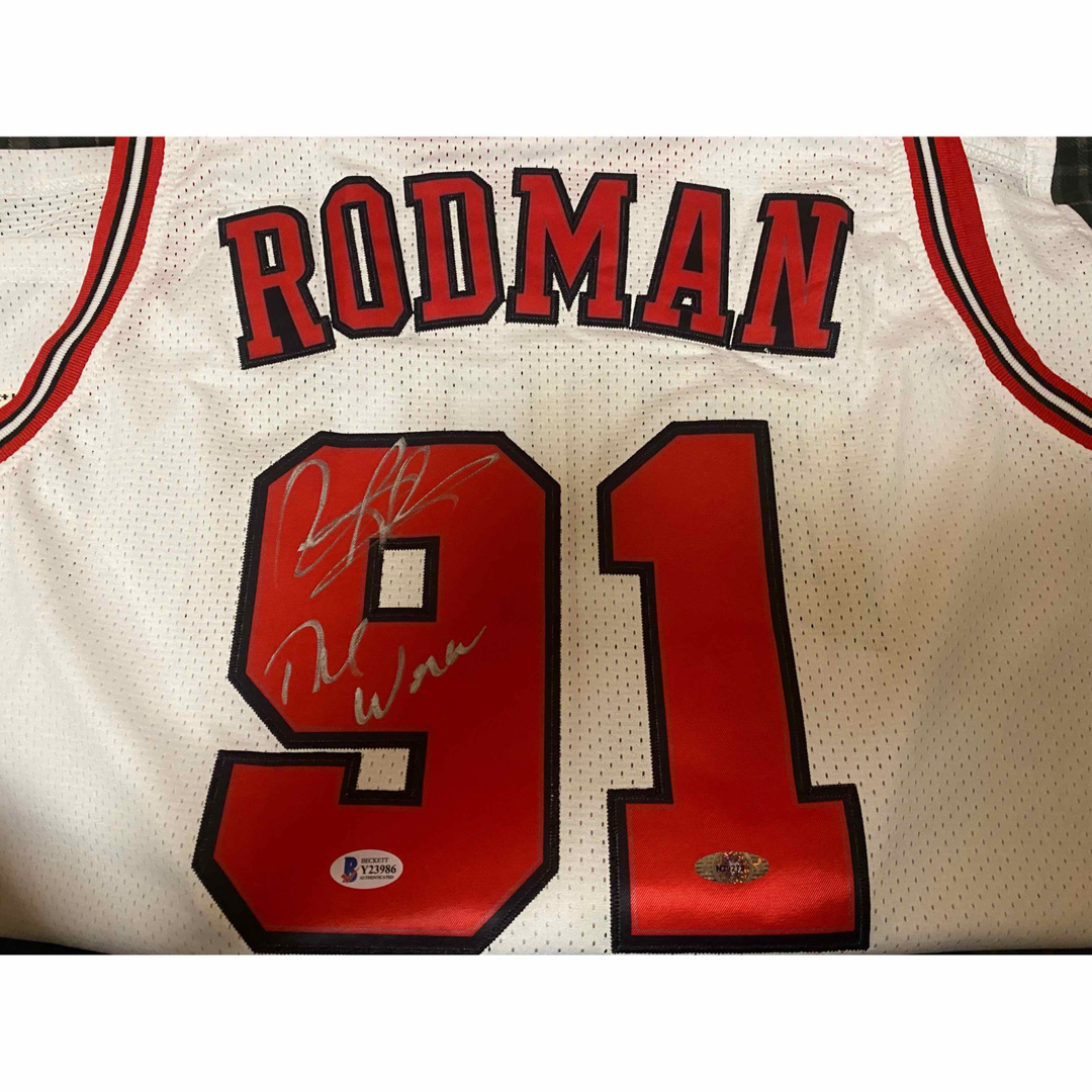 デニスロッドマンRODMAN 直筆サインユニフォーム シカゴブルズ証明書付きです | フリマアプリ ラクマ