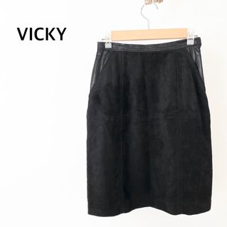 ビッキー(VICKY)のVICKY ビッキー　ブラック　膝丈　スカート(ひざ丈スカート)