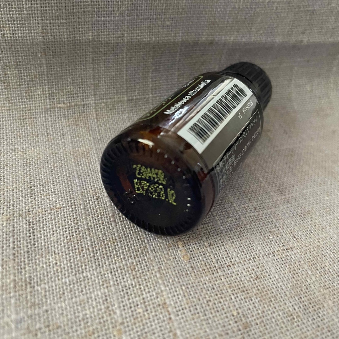 doTERRA(ドテラ)の【ドテラ　doTERRA】ティートゥリー 15ml 新品未開封 コスメ/美容のリラクゼーション(エッセンシャルオイル（精油）)の商品写真