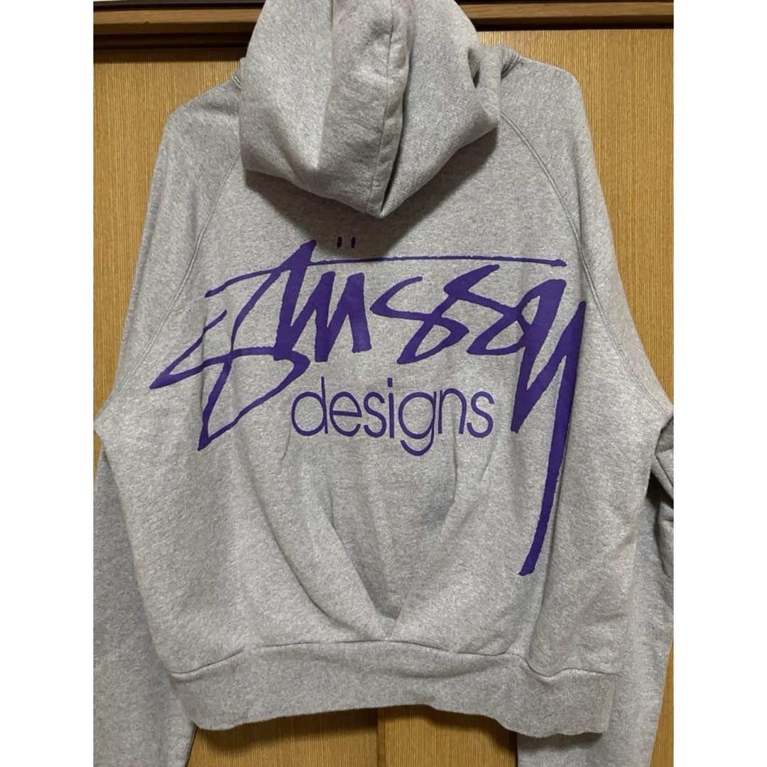 stussy ビッグロゴ　プルオーバー　パーカー