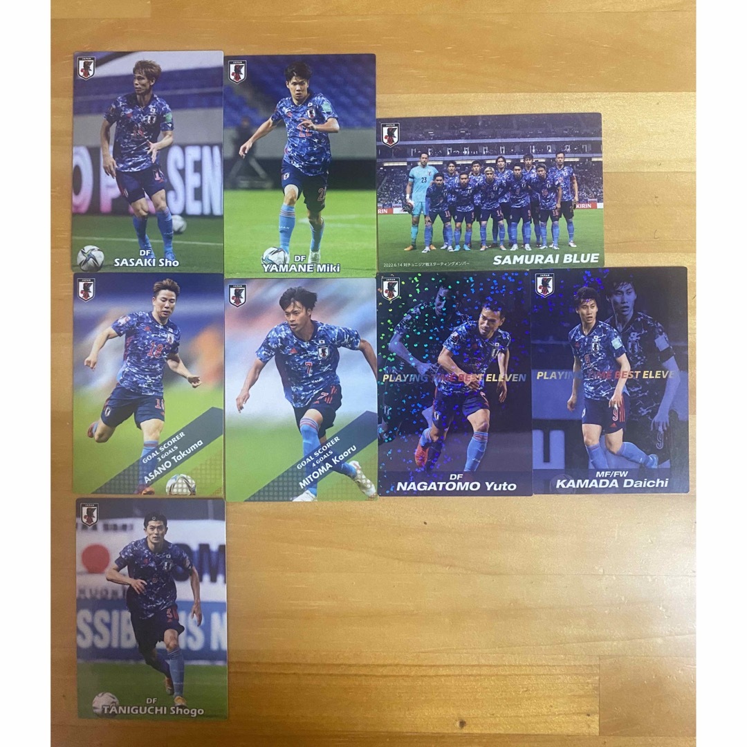 カルビー(カルビー)のサッカー カード エンタメ/ホビーのタレントグッズ(スポーツ選手)の商品写真