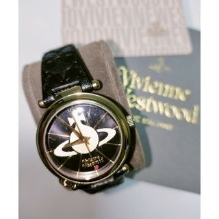 ヴィヴィアンウエストウッド(Vivienne Westwood)の【未使用】ヴィヴィアン レディース 腕時計 ゴールド  箱付き　保護フィルム付(腕時計)