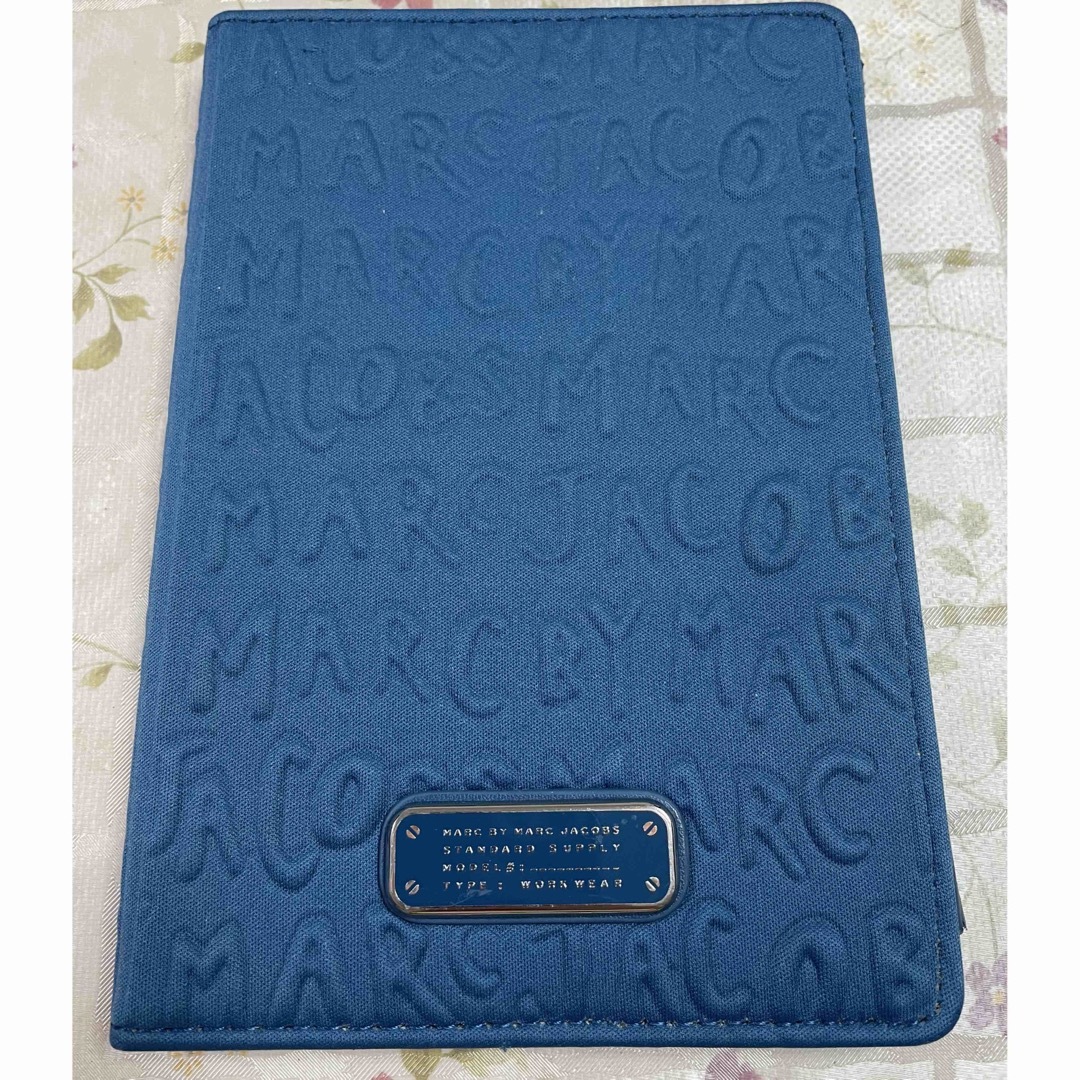 MARC BY MARC JACOBS(マークバイマークジェイコブス)のiPadケース スマホ/家電/カメラのスマホアクセサリー(iPadケース)の商品写真