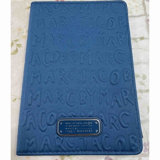 マークバイマークジェイコブス(MARC BY MARC JACOBS)のiPadケース(iPadケース)