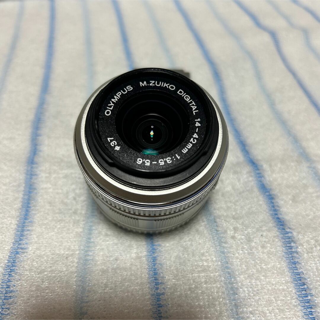 OLYMPUS(オリンパス)のNANAMI様専用　OLYMPUS E-PL2 レンズキット スマホ/家電/カメラのカメラ(ミラーレス一眼)の商品写真