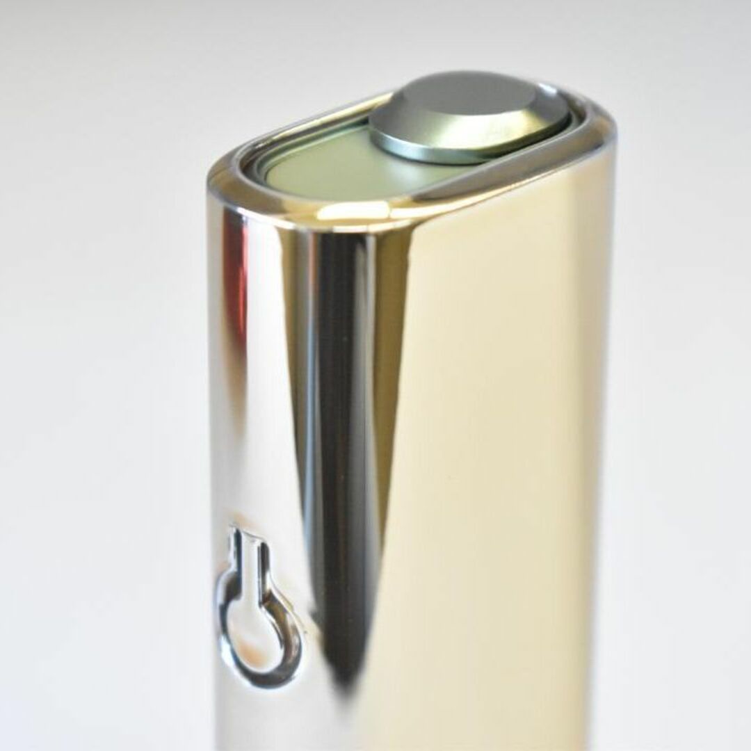 IQOSイルマワン ケース アイコス カバー メタリックゴールド メンズのファッション小物(タバコグッズ)の商品写真