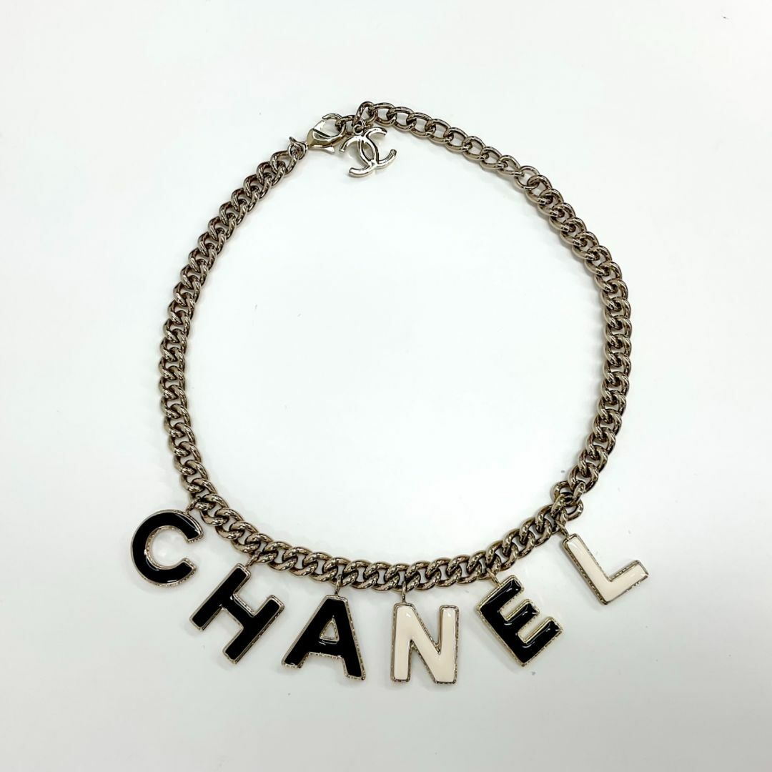 CHANEL(シャネル)の7033 シャネル ロゴ ネックレス ゴールド レディースのアクセサリー(ネックレス)の商品写真