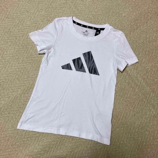 アディダス(adidas)のadidas☆Tシャツ　150サイズ(Tシャツ/カットソー)