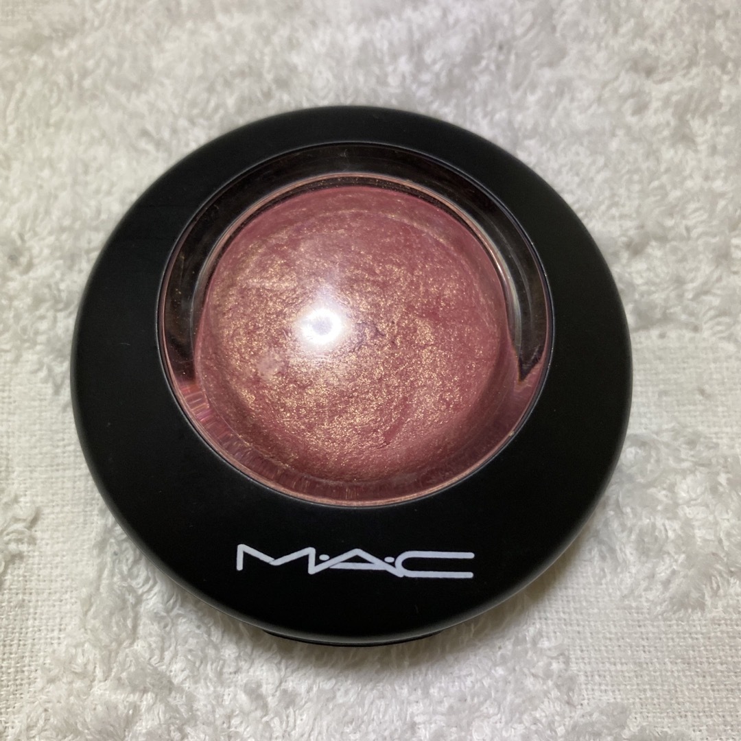 MAC(マック)のMAC ミネラライズ　ブラッシュ　ペタル　パワー コスメ/美容のベースメイク/化粧品(チーク)の商品写真