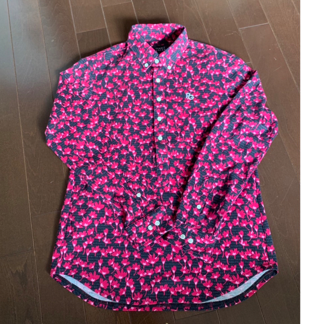 PEARLY GATES(パーリーゲイツ)のパーリーゲイツ未使用桜柄ポロシャツサイズ4 メンズのトップス(ポロシャツ)の商品写真