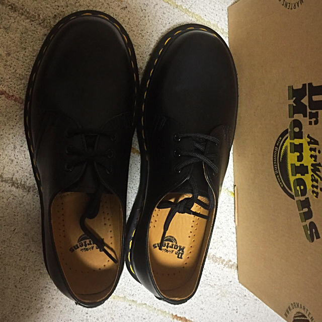 Dr.Martens(ドクターマーチン)の今だけ値下げ！！ドクターマーチン 3ホール レディースの靴/シューズ(ローファー/革靴)の商品写真