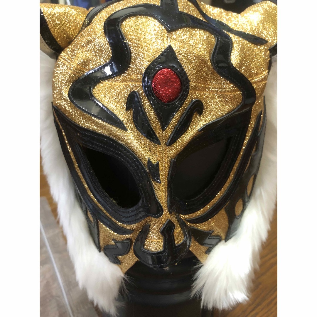 初代タイガーマスク マスク 金ラメ黒フチ レプリカ プロレス | フリマアプリ ラクマ