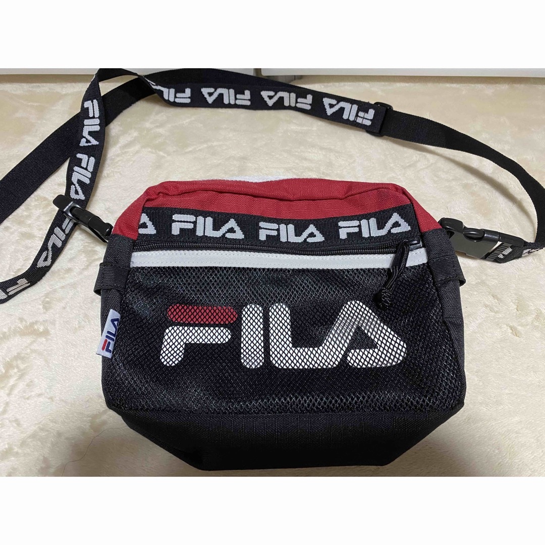 FILA(フィラ)のFILA ショルダーバック レディースのバッグ(ショルダーバッグ)の商品写真