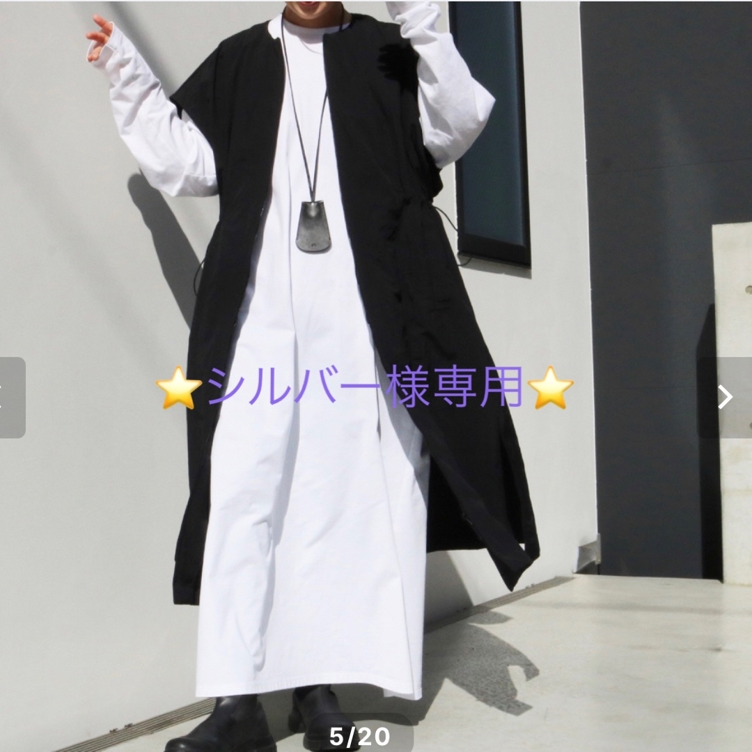 TODAYFUL(トゥデイフル)のaere アエレ　新品未使用　no sleeve nylon coat レディースのトップス(ベスト/ジレ)の商品写真