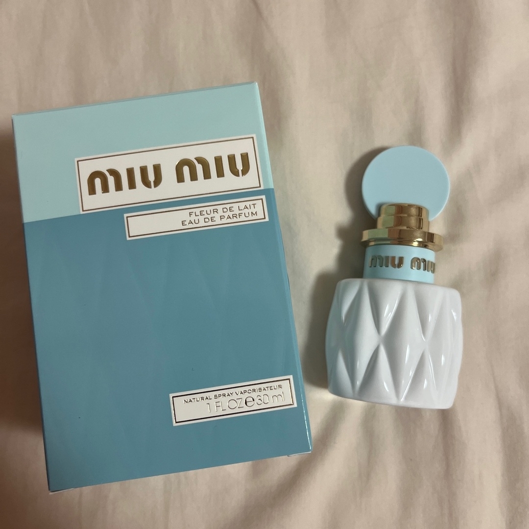 miumiu　香水　フルール ドゥ レ　30ml