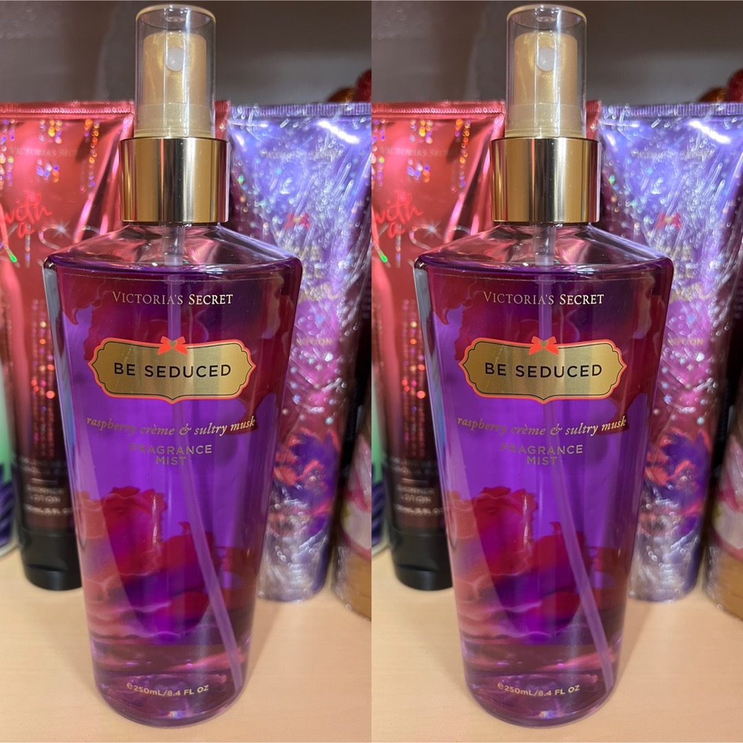 Victoria's Secret(ヴィクトリアズシークレット)のヴィクトリアシークレット ボディミスト BE SEDUCED 2本セット廃盤 コスメ/美容の香水(その他)の商品写真