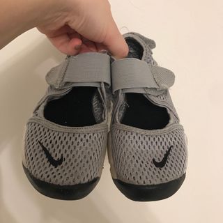 ナイキ(NIKE)のNIKE リフトキッズ(サンダル)