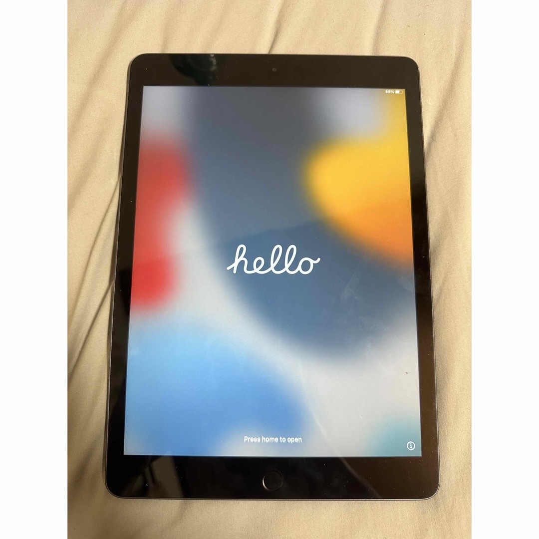iPad 第8世代 本体PC/タブレット