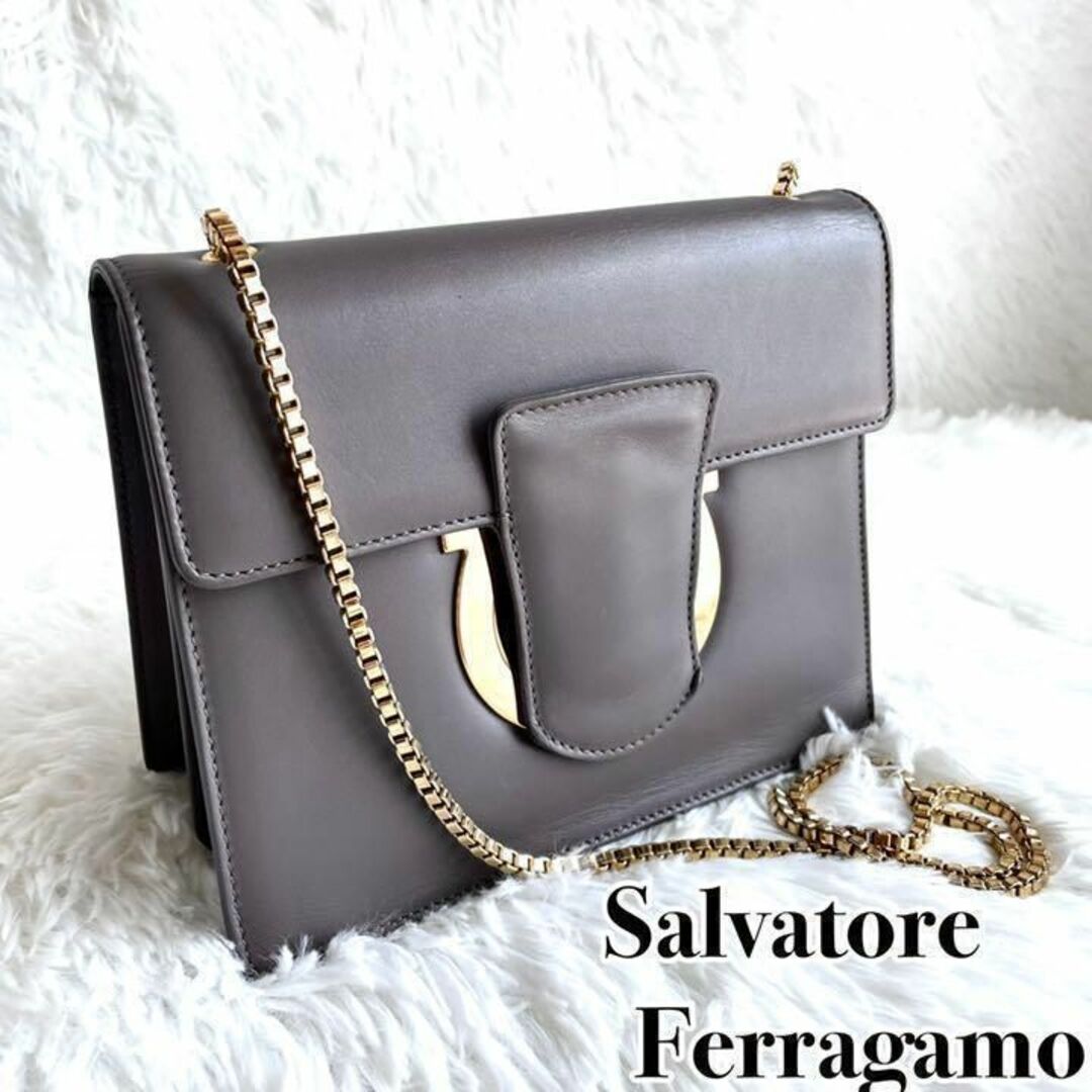 ◎美品◎『Salvatore Ferragamo』Thalia ショルダーバッグ