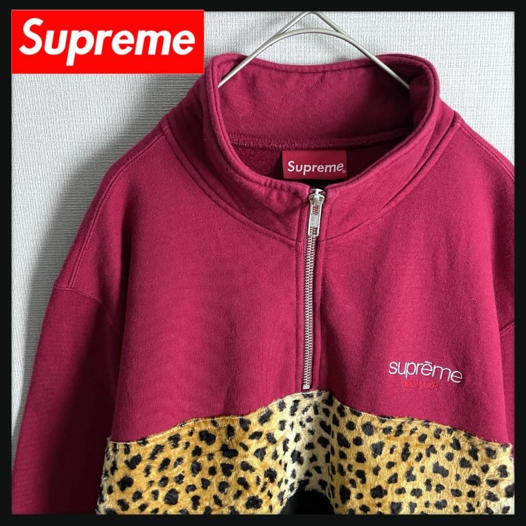 コムドット着用モデル　supreme スウェット