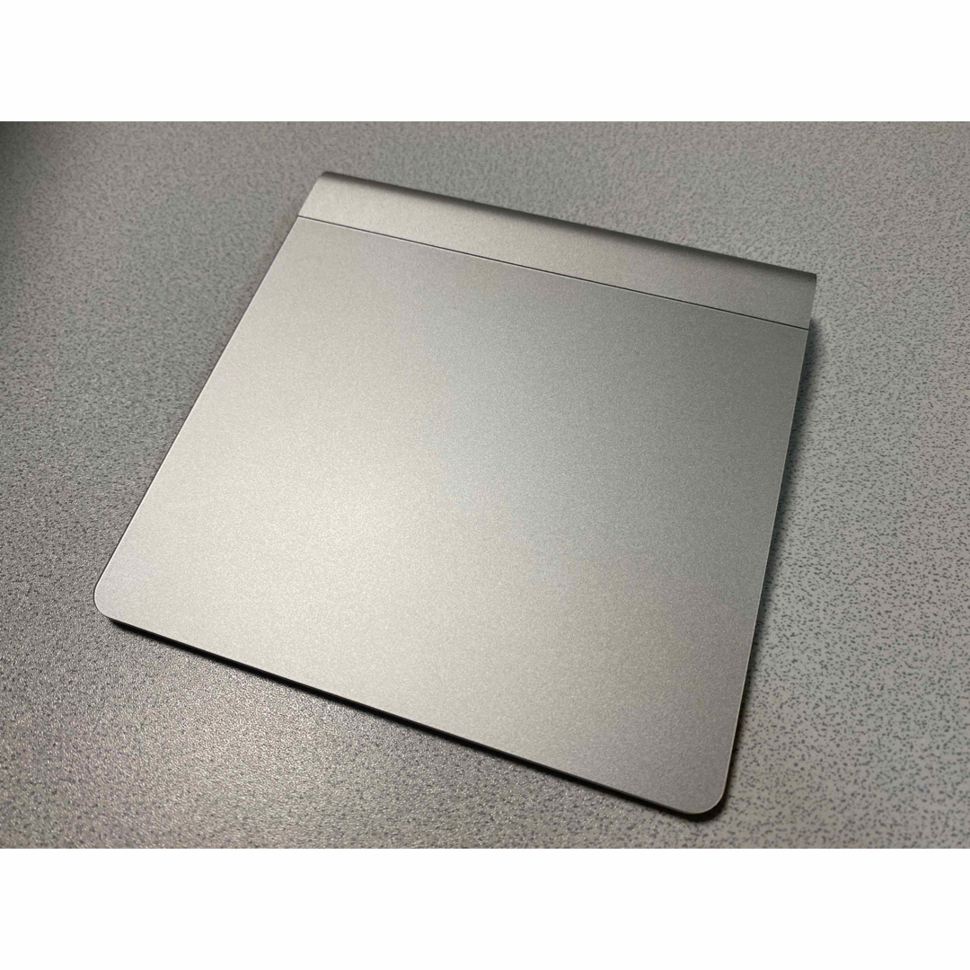 Apple A1339 Magic Trackpad (第1世代)の通販 by q's shop｜ラクマ