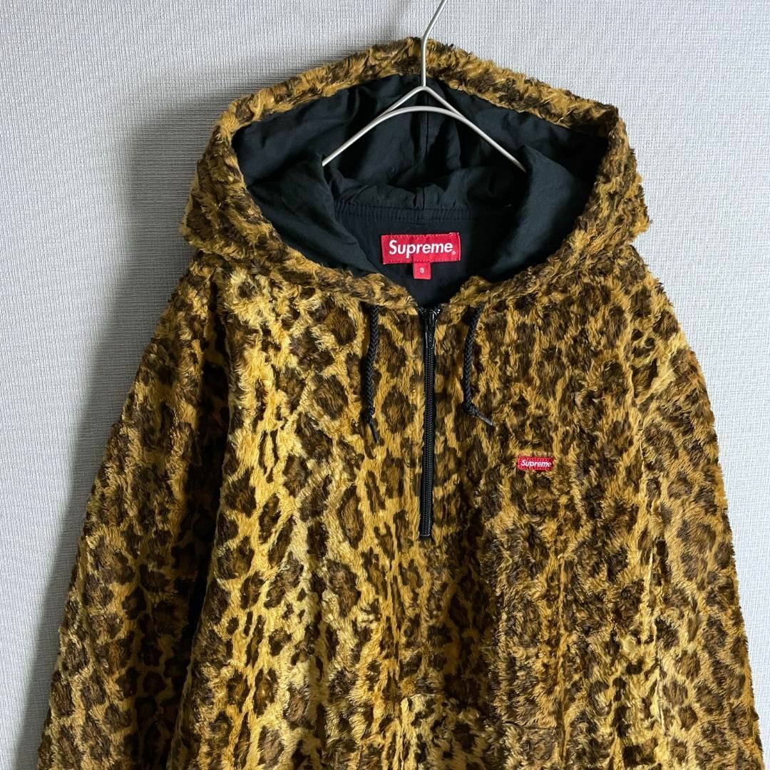 Supreme(シュプリーム)の【レオパード柄☆☆レーヨン混】シュプリームハーフジップパーカー即完売　1/4 メンズのジャケット/アウター(ブルゾン)の商品写真