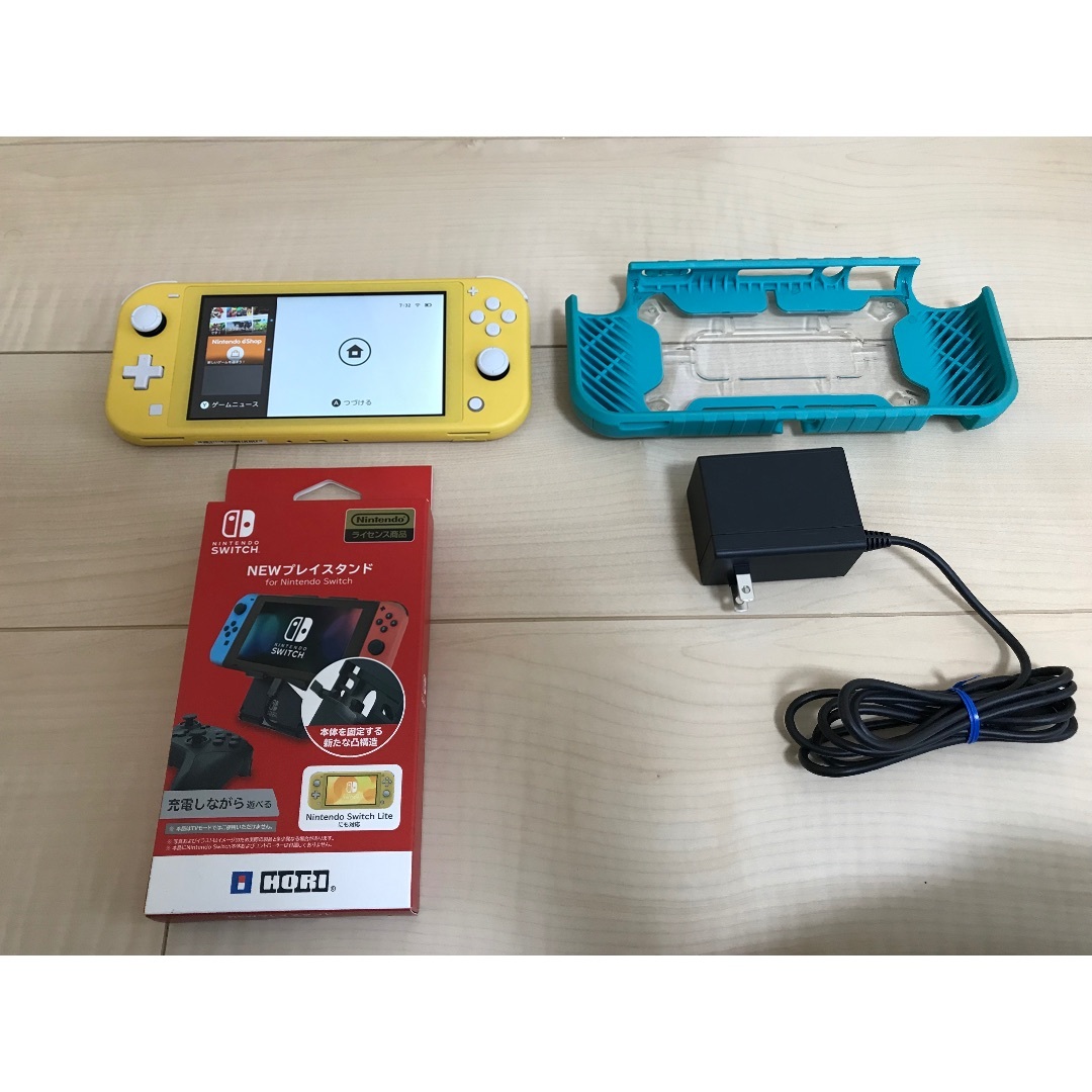 Nintendo Switch - 大人気✨美品Switch Lite本体+スプラ3を含むソフト