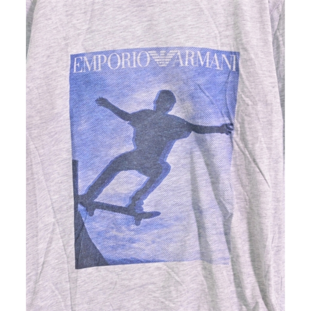 Emporio Armani(エンポリオアルマーニ)のEMPORIO ARMANI Tシャツ・カットソー 130 グレー 【古着】【中古】 キッズ/ベビー/マタニティのキッズ服女の子用(90cm~)(Tシャツ/カットソー)の商品写真
