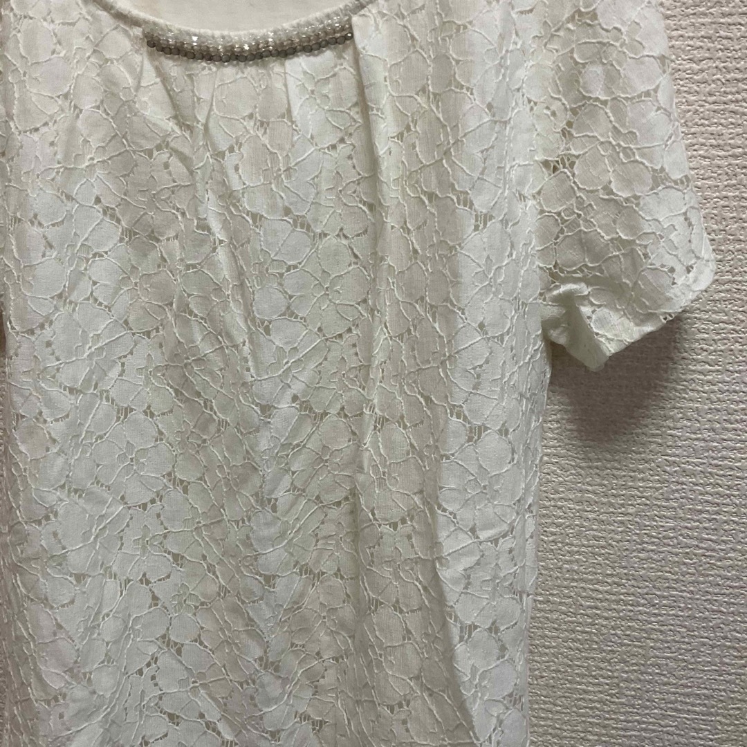 DHC(ディーエイチシー)のDHC ディーエイチシー　Tシャツ カットソー トップス　花柄　レース　M レディースのトップス(カットソー(半袖/袖なし))の商品写真