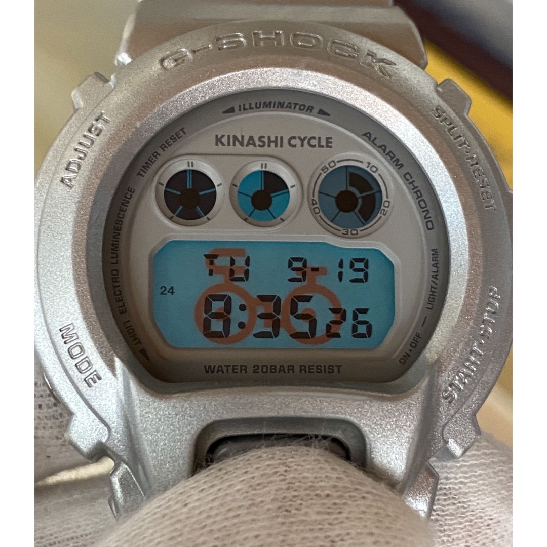 G-SHOCK(ジーショック)の限定/G-SHOCK/木梨サイクル/時計/コラボ/DW-6900/シルバー/別注 メンズの時計(腕時計(デジタル))の商品写真