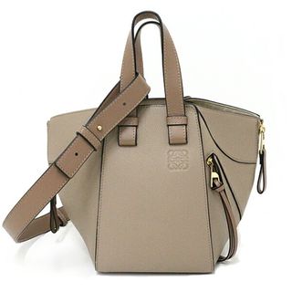 ロエベ(LOEWE)のロエベ LOEWE ハンモックバッグ コンパクト ソフトグレインカーフスキン A538H13X03 サンド シルバー金具 【中古】Aランク(その他)