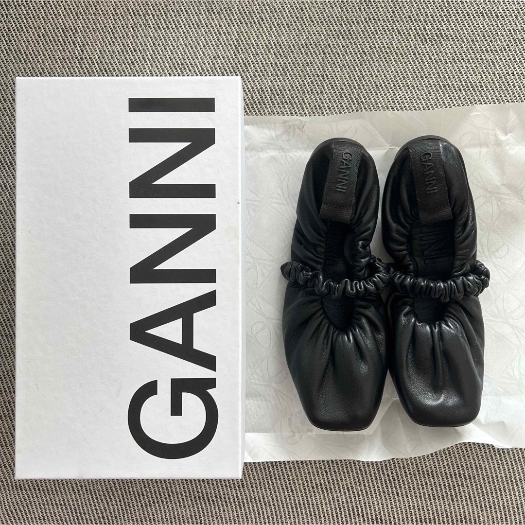 GANNI バレエシューズ　ブラック　黒　サイズ40 | フリマアプリ ラクマ