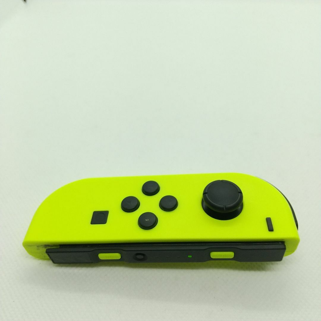 Nintendo Switch(ニンテンドースイッチ)の【希少】①Switch ジョイコン　ネオンイエロー左のみ(L)【任天堂純正品】黄 エンタメ/ホビーのゲームソフト/ゲーム機本体(家庭用ゲーム機本体)の商品写真