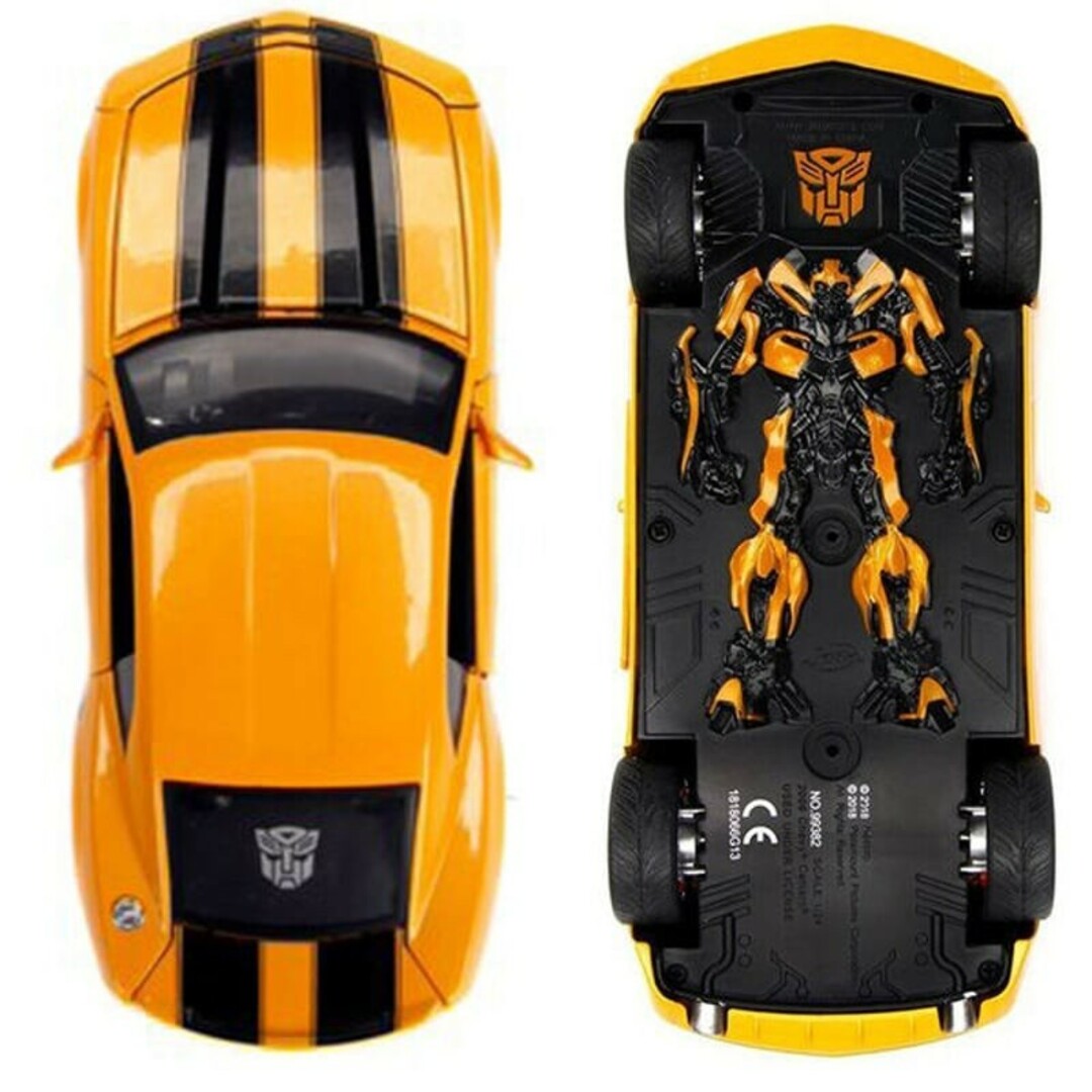 TRANSFORMERS BUMBLEBEE 2006 CHEVROLETの通販 by ITUKL shop|ラクマ