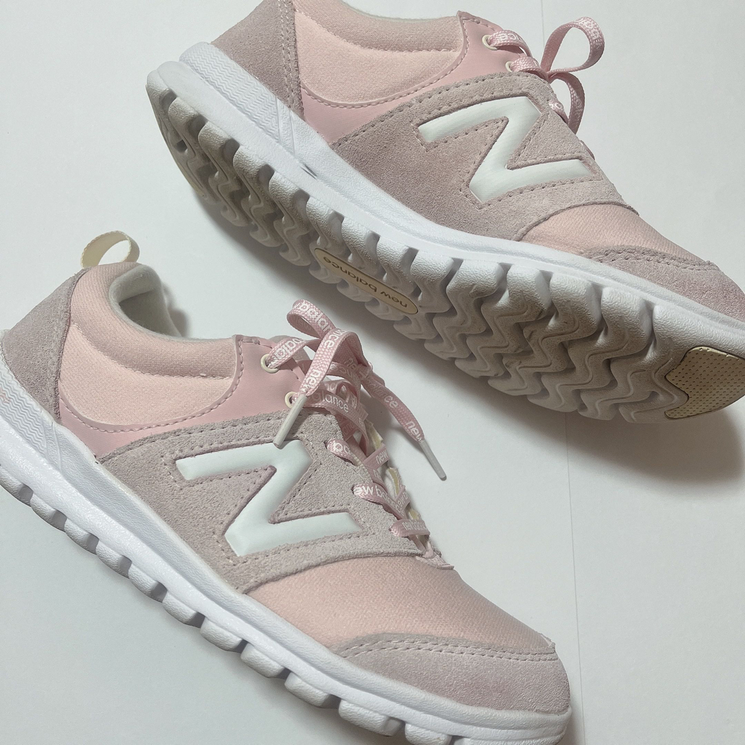 New Balance(ニューバランス)のニューバランス スニーカー【23.5cm】 レディースの靴/シューズ(スニーカー)の商品写真