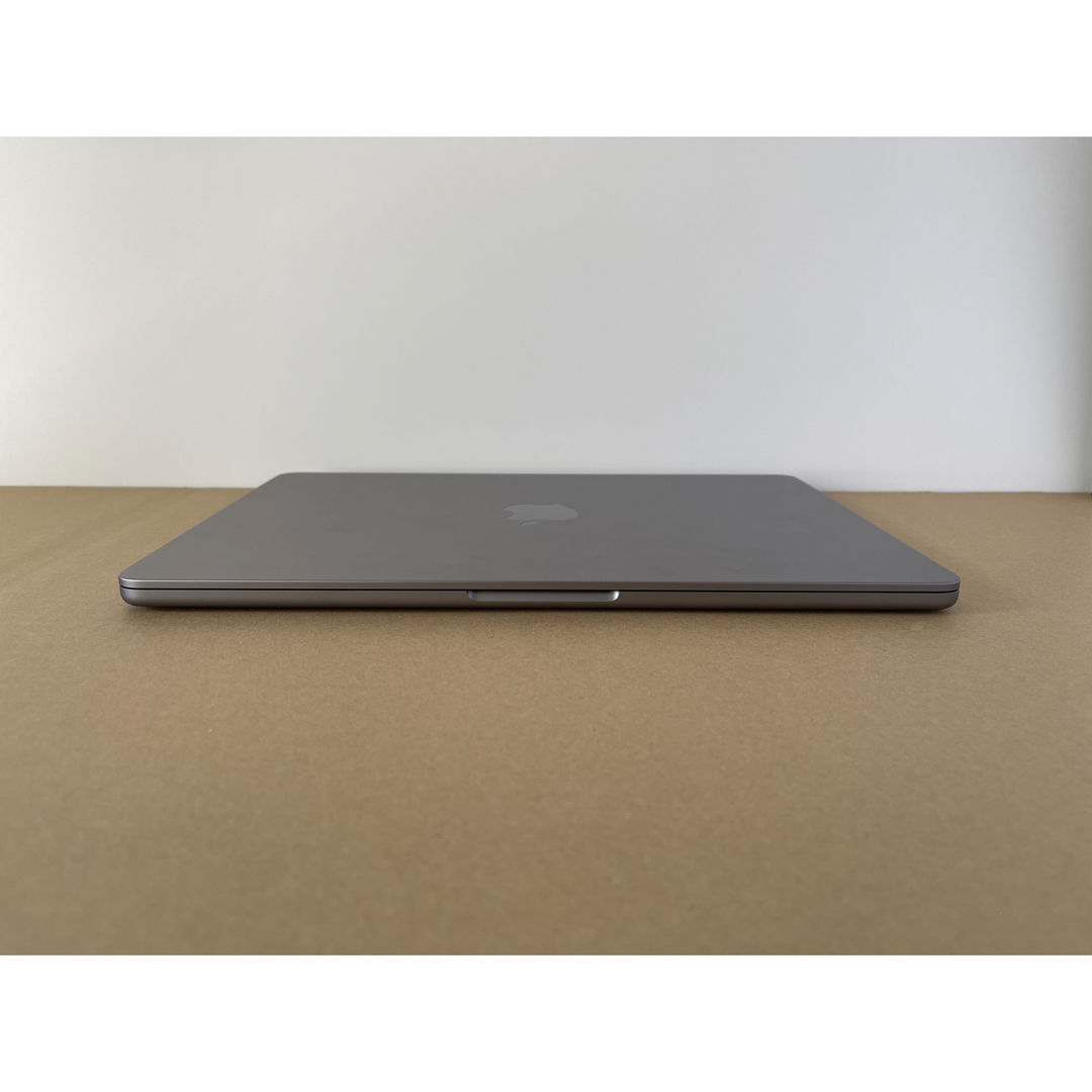 未使用に近い　Macbook Air M2 13.6インチ スペースグレイ