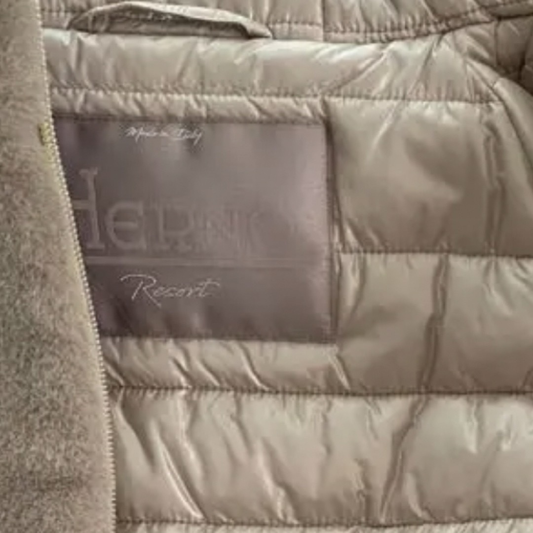 HERNO(ヘルノ)のHERNO エコファーブルゾン美品 レディースのジャケット/アウター(ムートンコート)の商品写真