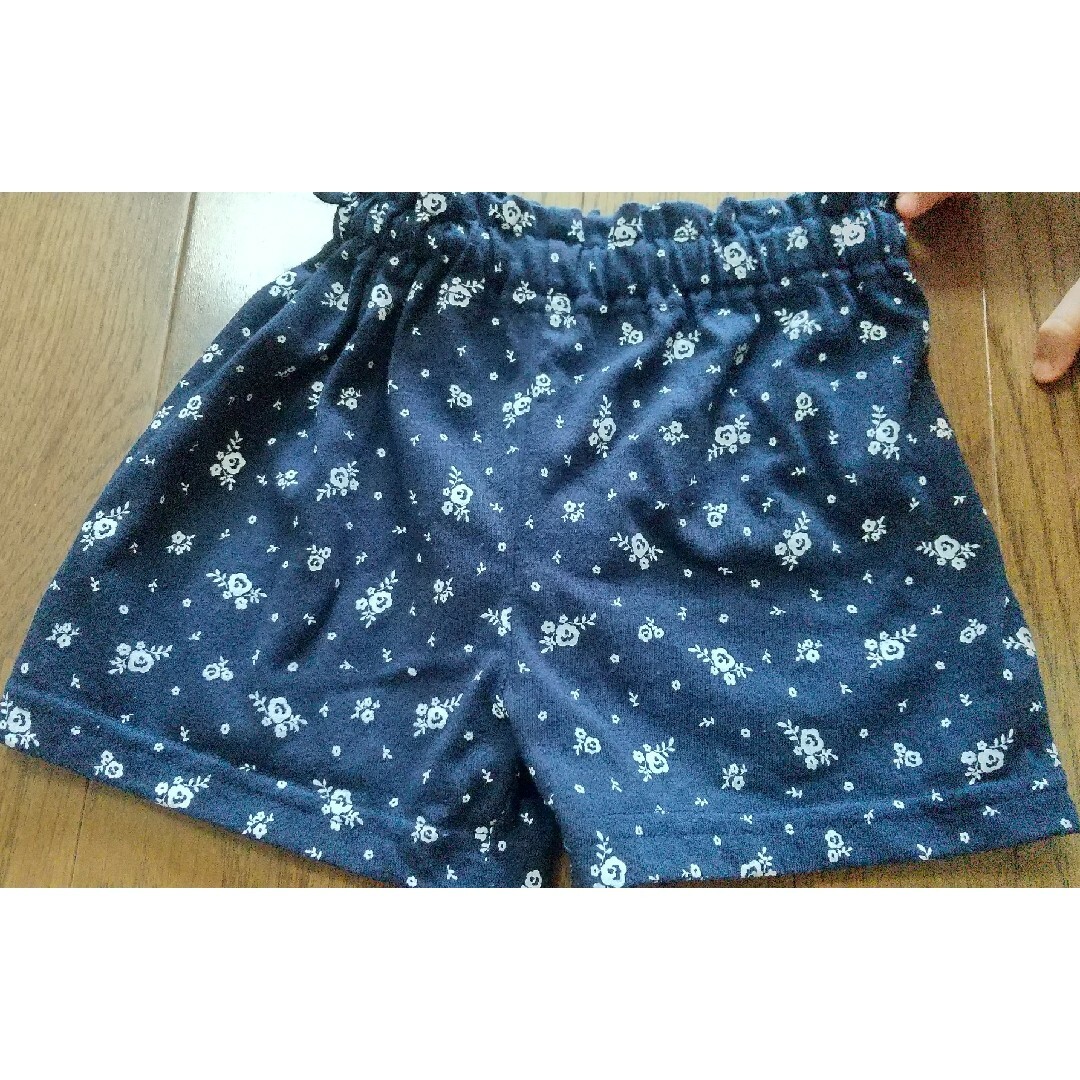 西松屋(ニシマツヤ)のショートパンツ 95cm 2枚セット キッズ/ベビー/マタニティのキッズ服女の子用(90cm~)(パンツ/スパッツ)の商品写真