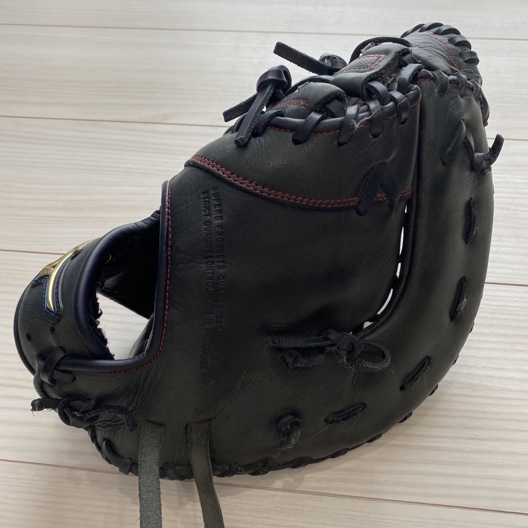 MIZUNO(ミズノ)の軟式用ファーストミット　左投げ スポーツ/アウトドアの野球(グローブ)の商品写真