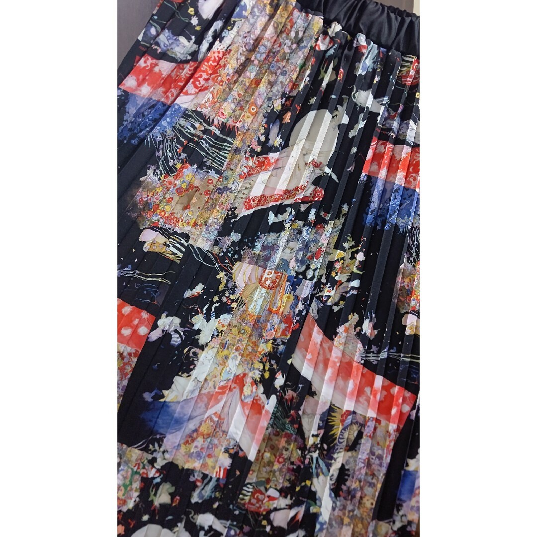 Design Tshirts Store graniph(グラニフ)のグラニフ☆天野嘉孝コラボのプリーツスカート (タグ付き未使用) レディースのスカート(ロングスカート)の商品写真
