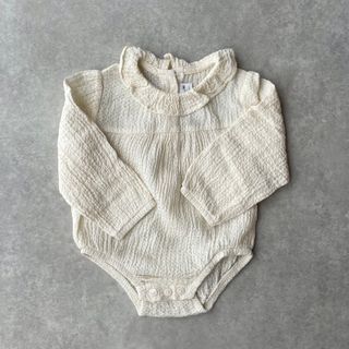 ザラ(ZARA)のZARA フリル襟 長袖ロンパース(ロンパース)