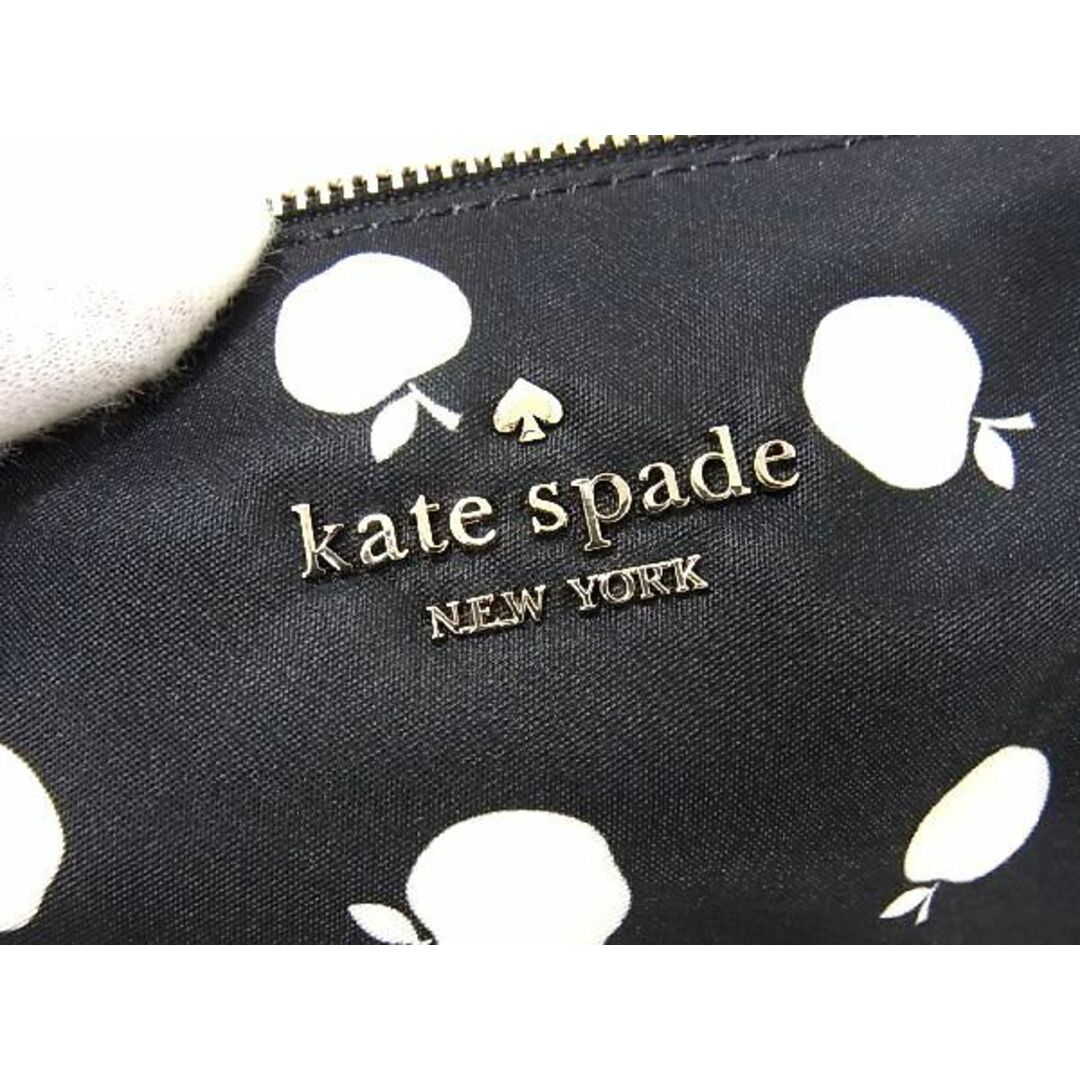 kate spade new york(ケイトスペードニューヨーク)の■新品■未使用■ kate spade ケイトスペード K8262 ナイロン アップル柄 コスメポーチ マルチケース 小物入れ ブラック系 BF2254  レディースのファッション小物(ポーチ)の商品写真