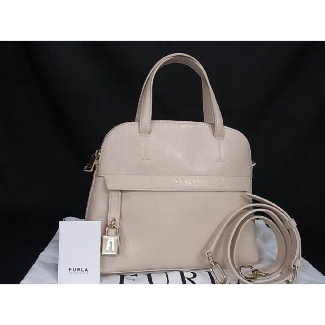 新品 FURLA フルラ パイパー アマレーナ 希少カラー ！！