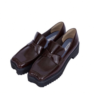 アメリヴィンテージ(Ameri VINTAGE)のWAVE CUTTING PLATFORM LOAFER アメリヴィンテージ(ローファー/革靴)