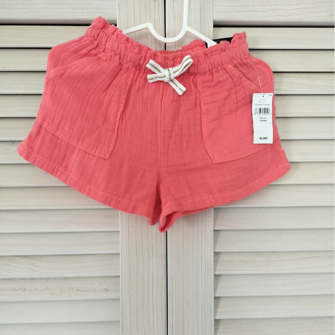 babyGAP(ベビーギャップ)の新品 GAP ショートパンツ 110cm キッズ/ベビー/マタニティのキッズ服女の子用(90cm~)(パンツ/スパッツ)の商品写真