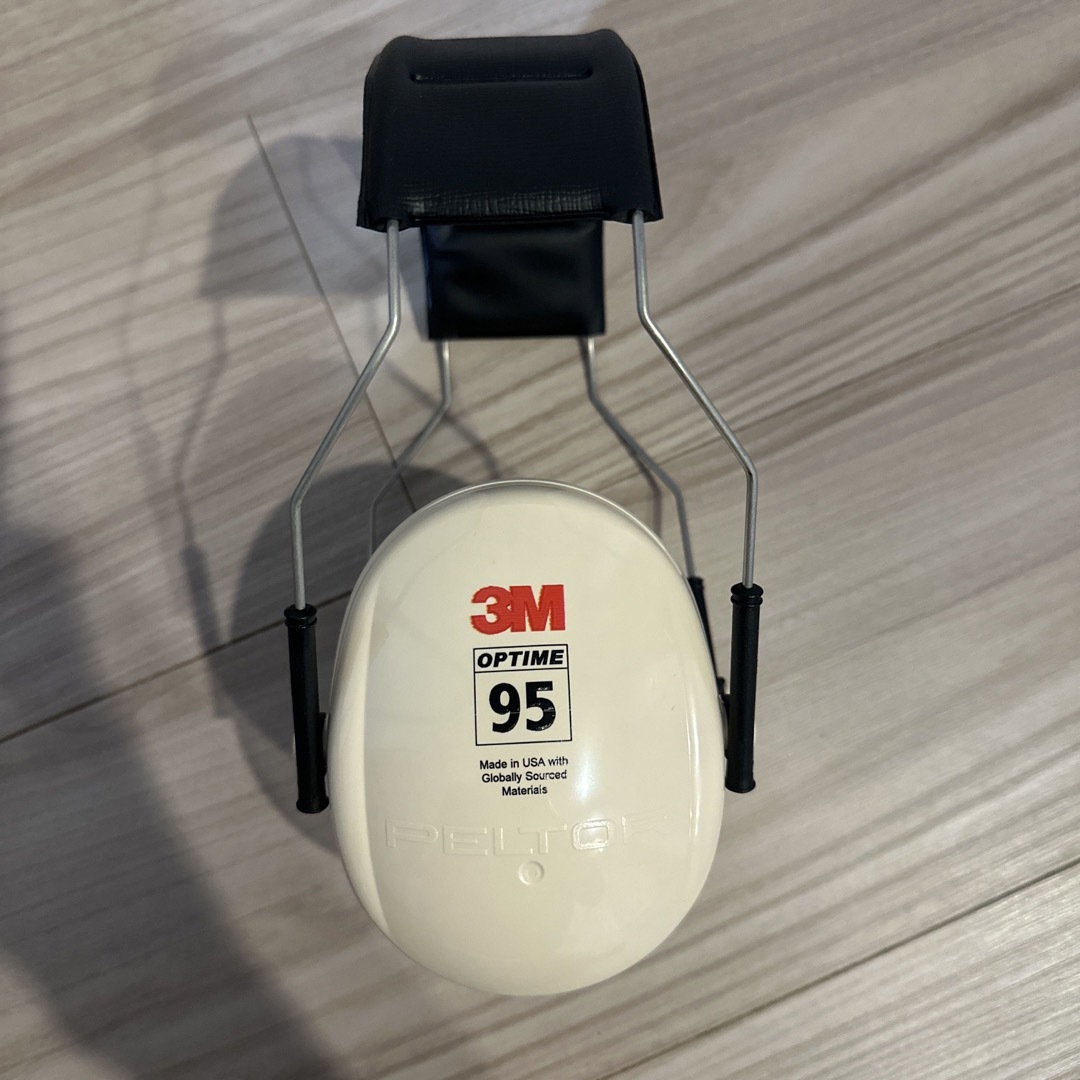 3M OPTIME95 防音イヤーマフ スマホ/家電/カメラのオーディオ機器(ヘッドフォン/イヤフォン)の商品写真