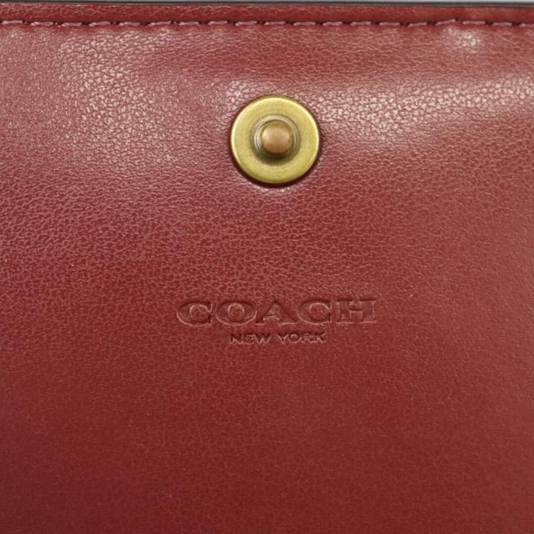 COACH(コーチ)のコーチ 二つ折り財布 コンパクトウォレット フラワー 中古 ピンク系 アイボリー レザー COACH 【中古】 | シンプル てんとう虫 レディース ファッション サイフ ブランド小物 ランクSA レディースのファッション小物(財布)の商品写真