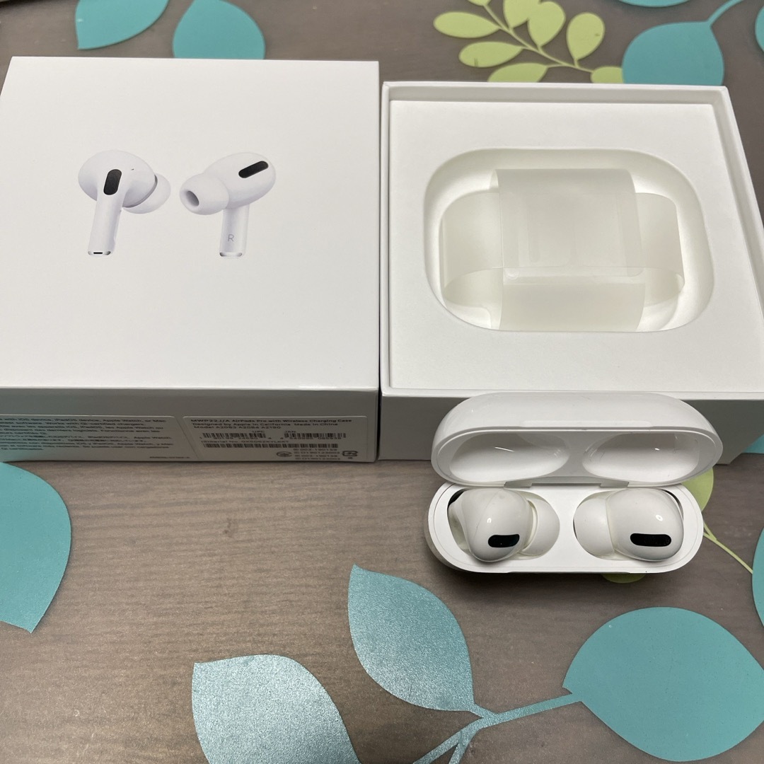 APPLE AirPods Pro ノイズキャンセリング付完全ワイヤレスイヤホン