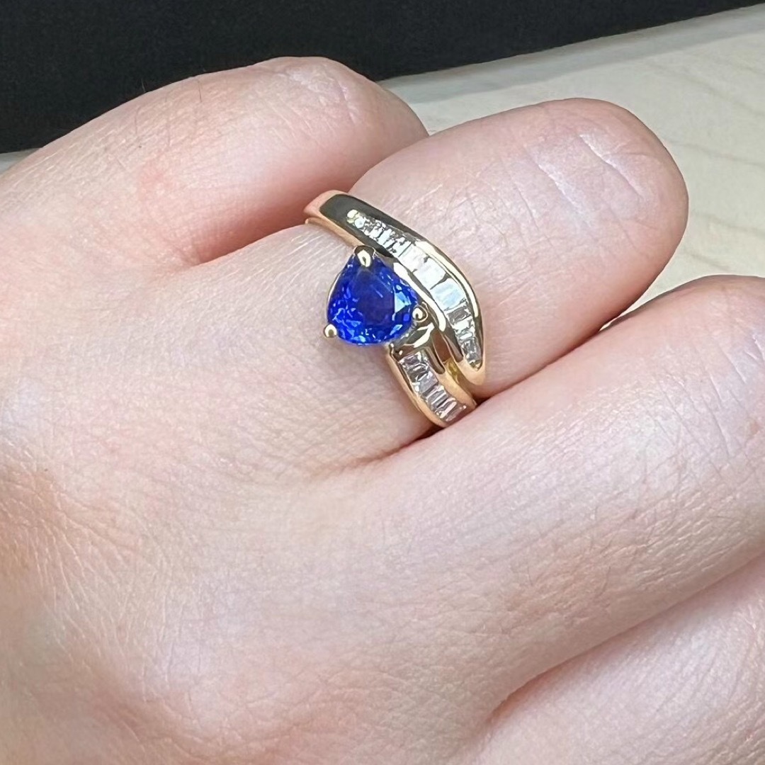 ダイヤ0.43ct フラワー イメージ K18 リング 13.5号 新品同様 ダイヤ0.43ct フラワー イメージ K18 リング 13.5号 新品同様